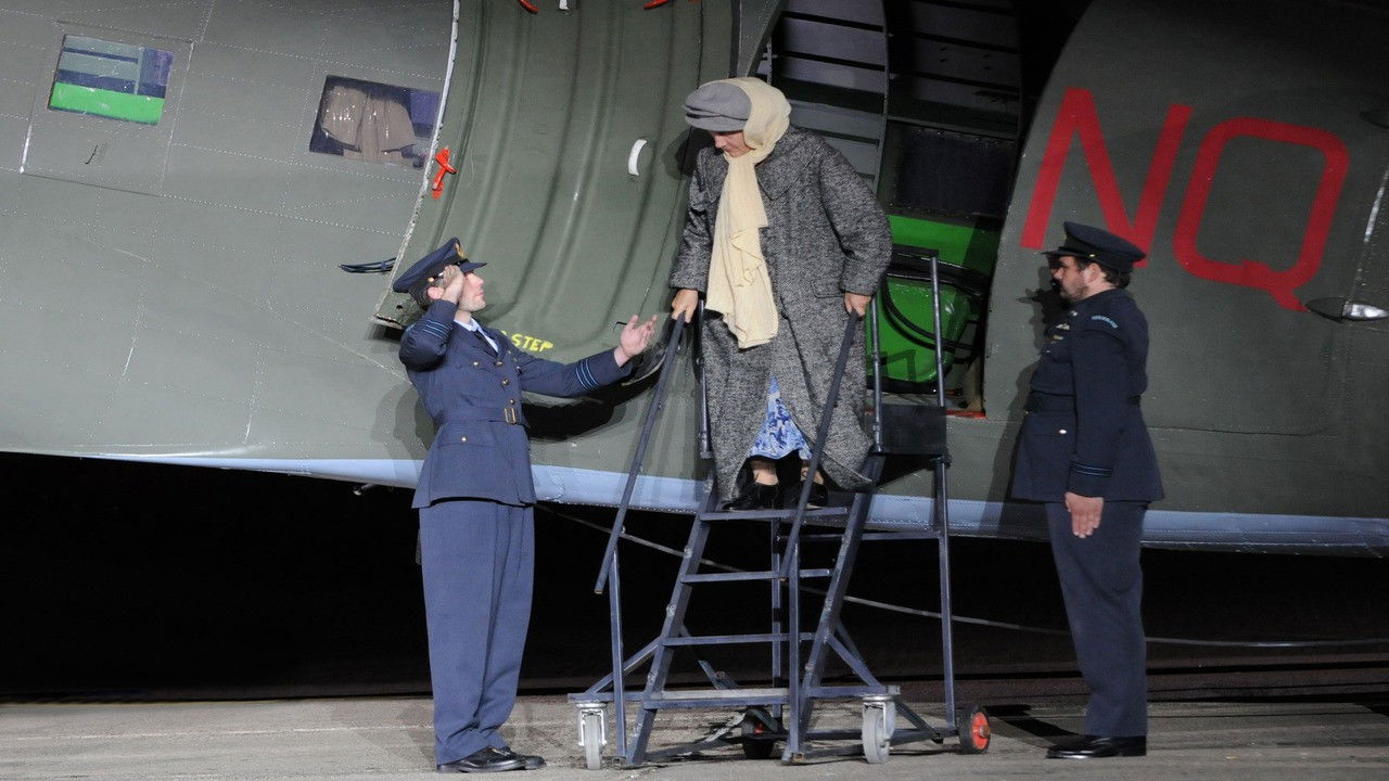 Soldier of Orange: The Musical Movie Screenshot 3